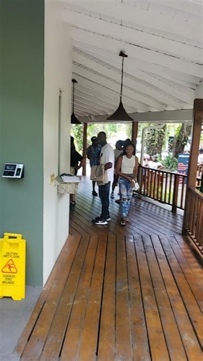 princedelano (@princedelano33)’s videos with How We Roll - Ciara & Chris Brown