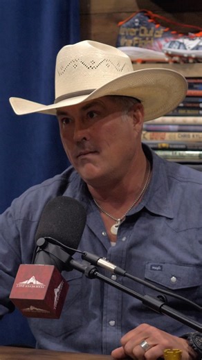 Some ppl you know are bad with or without the belt Dale 🤣 HAPPY BIRTHDAY to @marcusluttrell and @mojoluttrell @team_neverquit @americanhatco | Dale Brisby