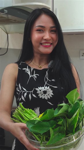 Simple ingredients, authentic Myanmar taste #fyp#foryou#foryoupage#viral#tiktoktrend#tiktokviral#trendingnow#explorepage #vlog #burmese #myanmargirl #burmesegirl #vlogger #yangon #ootd #sharethemoment #follower #viewers