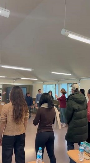 Cuando los adultos juegan: dinámicas grupales para trabajar la inteligencia emocional