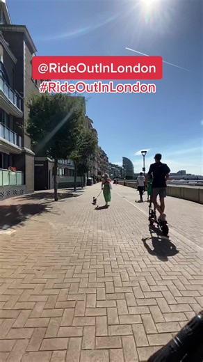 #rideoutinlondon #escooter #london #fyp #fypシ #fypage #fypシ゚viral #viral #followformorevideo #wefollowback @dpartdnb #saynada