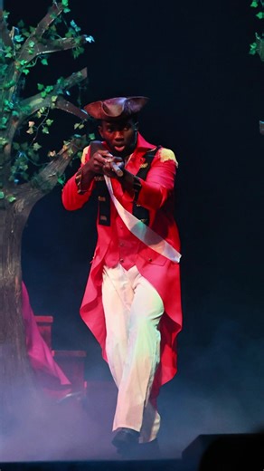 Take a behind the scenes look with us at an on and off stage friendship come to life, from our episode on @epicgentv Table Talk Come see this duo for one night only on Feb 28th at the Georgian Theatre in Barrie! Ticket link in bio. #theatre #blackhistorymonth #singer #bts #musicaltheatre