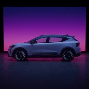 découvrez #Renault #Scenic #ETech 100% #électrique avec ses 220 ch et une autonomie jusqu'à 625 km* pour une conduite dynamique et agile à chaque trajet *selon cycle wltp | Renault