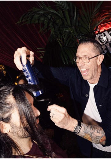 Happy holidays everyone! 💙 #hair #holidayparty #chrismcmillan #oops #bestparty