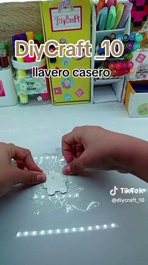 Cómo hacer llaveros caseros y personalizados | Tutorial DIY