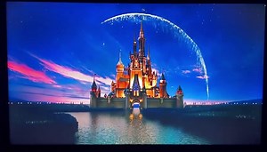 DVD Opening and Closing To Alice In Wonderland UK DVD