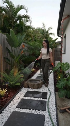 Ugly Side Yard to Tropical Paradise! 🌿🤯 Incredible DIY Garden Makeover