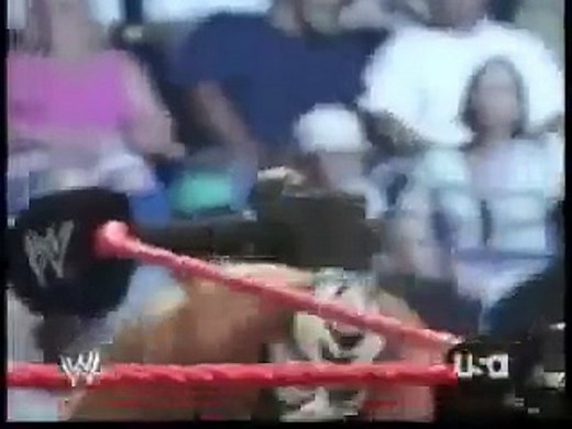 Umaga vs Kamala.