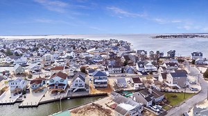 7.6K views · 27 reactions | Waterfront New Construction 122 Mathis...