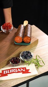 Plan: Napraviti kanapee za goste. Realnost: Nestaju dok ih pravite. 🫣 Trajna kobasica od 100% mesa dobila naziv jer traje...u paketu. Na tanjiru? To je već druga priča. 😋 Potražite je u najbližoj mesari Burjan! | Mesare Burjan