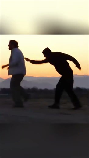 After being hunted for 15 years, a man finally figured out a way to deal with it #film #funny #crime