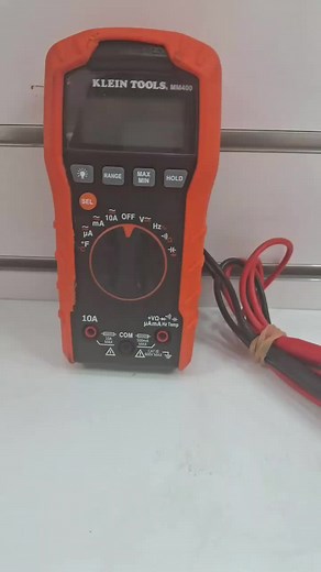 Multímetro MM400: Herramienta Eléctrica Esencial