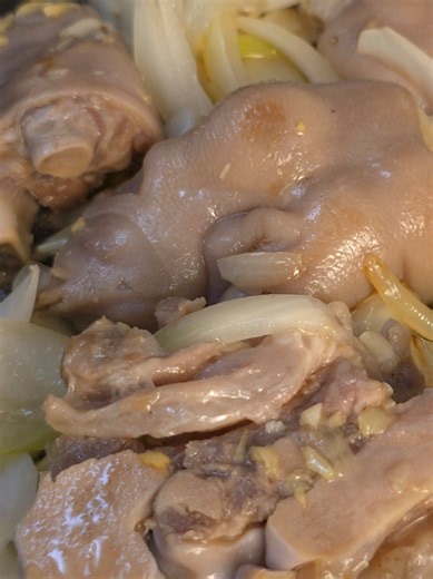 Russian-Korean Pig Feet (Hae): Comfort Food from Migration
