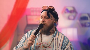 Tonight the boys and I are back for our final livestream concert in our Live In The Living Room Series! Join us at 8:30pm ET!! Get tickets here: bit.ly/3vjR63W | Teddy Swims