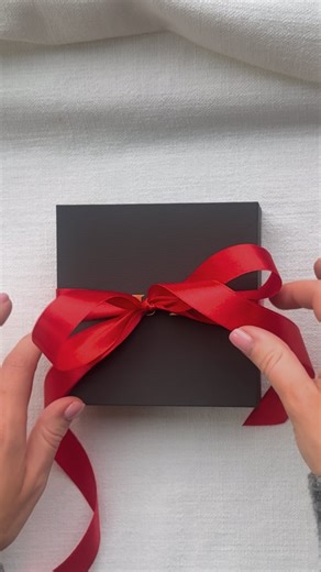 Introducing Juvi Gift Sets 🤍 Specially curated, perfect pairs of Juvi jewellery …with smart savings built in.✨ Head to juvidesigns.com to explore the collection, including some gorgeous options for Valentine’s gifting. ❤️ #juvigiftsets #juvidesigns #irishgifts #irishdesign #giftsets | Juvi