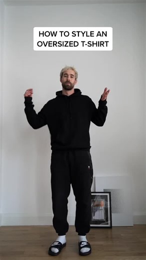 4 Ways to Style an Oversized T-Shirt for Men