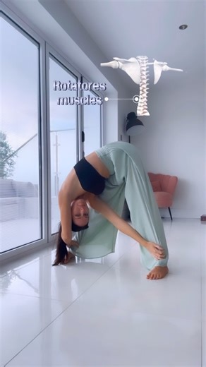 1.4M views · 14K reactions | What’s your favourite twist in yoga? 樂 I always start and end my practice with supine twist! #yogaanatomy #yogatwist #yogachallenge | Abi Mills Yoga | Facebook