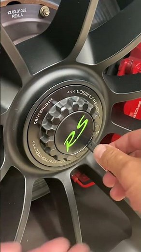Porsche Centerlock Cap Removal