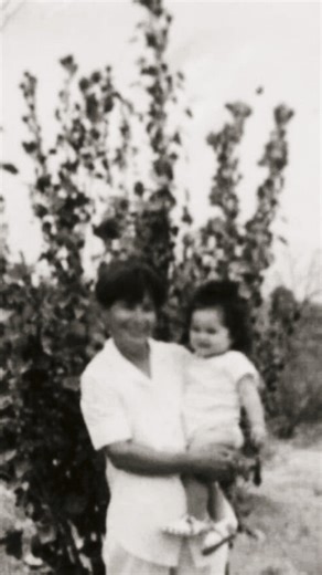 Gabbi Aguayo on Instagram: "I don’t have the words. I can only thank God for every memory I was blessed to share with her. Y gracias, nana, porque cuando no estaban mamá ni papá, estabas tú, sosteniéndome con tu amor. I will always carry a quiet homesickness for a soul I won’t get to see again in this lifetime. ♥️🪽👵🏼"