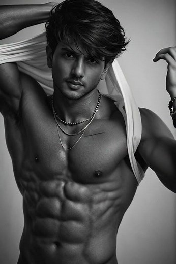 Black & White High-Fashion Fitness Model Portrait | Dramatic Studio Editorial