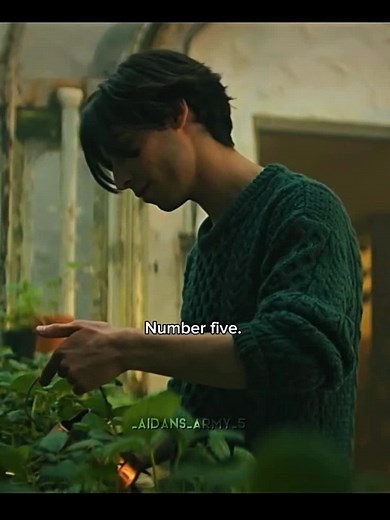 Aidan Gallagher Season 4 Moments: Clips and Scenes Explained