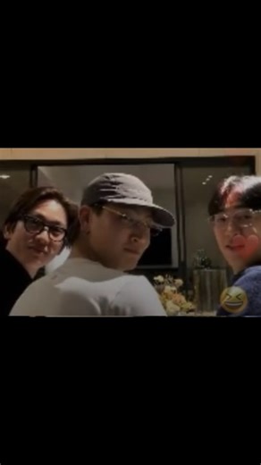 🧃 | got7 always so hectic on live 🤣 happy 12th year 💚 #got7 #kpop #kpopfyp #fyp #explore | Instagram