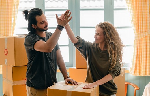 2021-2025 香港人的加拿大移民救生艇計劃說明 (過去十年完成專上教育者) - Hello Study 楓禾留遊學
