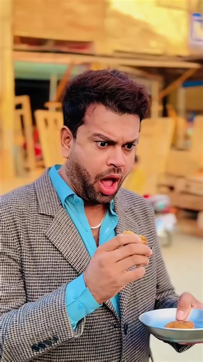 Muft ki Takyaan: Hilarious Urdu Comedy Clips