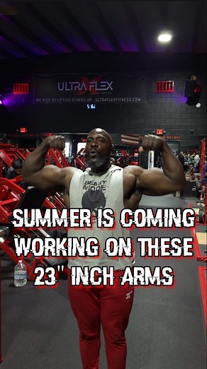 GETTING THESE ARMS READY FOR THE SUMMER 23" INCH ARMS COMING SOON!!! #MTownMonsta . #bodybuilding #arms armstraining #armworkout #bicepsworkout #curls #alternatingcurls #dumbbellcurls #bigarms #bicepcurls #biceps #dumbbells #fitness #motivation #musclebuilding #musclegrowth #weightloss #diet #transformation #training #workout #exercise #explore #explorepage #california #texas #newyork #losangeles #fitnessmodel | mtownmonsta