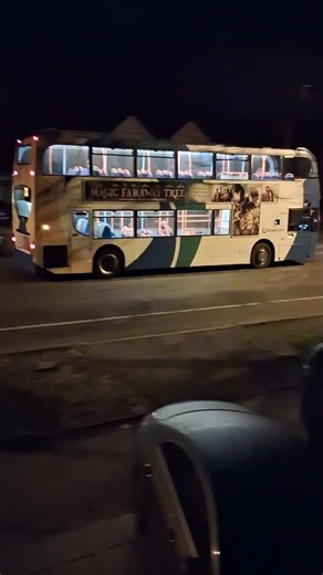 Stagecoach east 19591 ADL Enviro 400 Easter Special🐇🐰🥚🍫