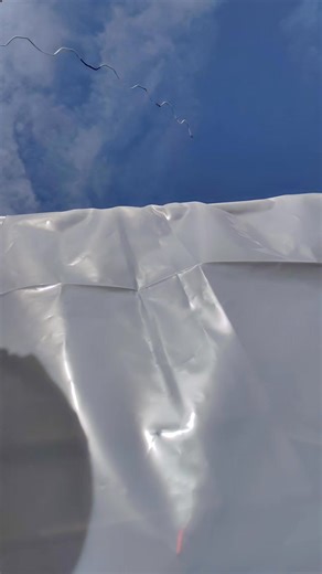 34 reactions · 7 comments | Siapa bilang anggur cuma bisa tumbuh di luar negeri? Di Indonesia pun bisa subur dan manis banget hasilnya. Dengan bibit unggul dan perawatan sederhana, kamu juga bisa punya kebun anggur sendiri di rumah. Yuk mulai tanam dari sekarang   Cibinong, Bogor  0812-9750-2707 #AnggurIndonesia #KebunRumah #BerkebunItuSeru #TanamanBuah #HobiBerkebun #ViralBerkebun #BelajarBerkebun #AnggurLokal #GardenVibes #Fyp | Imam Aprilanto | Facebook