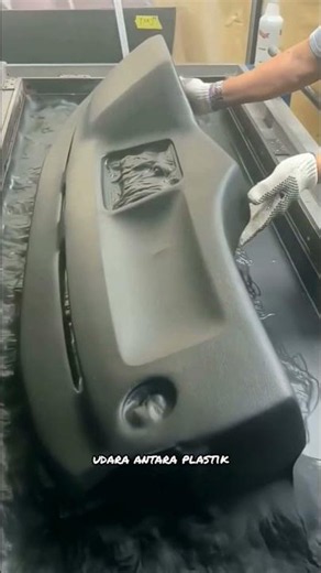 Vacuum Thermoforming Process for Plastic