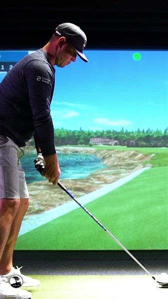 1.7K views · 11 reactions | With the world watching Pebble Beach today, let’s throw it back to Gary Woodland playing the signature 18th hole, where he claimed the 2015 US Open Championship, when he got to preview of the new Full Swing Golf software for the first time on his simulator. | Full Swing | Facebook