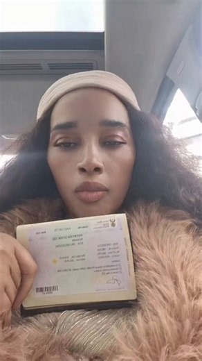 🔴WTFPheka-mthakathi's Girlfriend says she's in the country legally and she's not planning to leave, while her boyfriend Pheka-mthakathi says " we don't care whether you are legal or illegal leave" will Pheka-mthakathi chase his girlfriend or? We wait to see🤧🤧