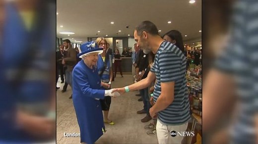 Queen Elizabeth, Prince William meet with London fire survivors