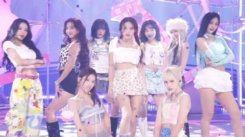 吸引你的目光！241215 TWICE《Strategy》高清舞台 中英双字