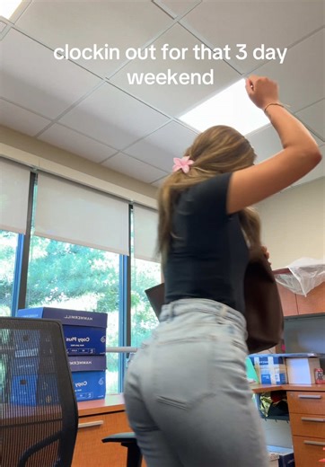 Top Songs to Enjoy This 3-Day Weekend