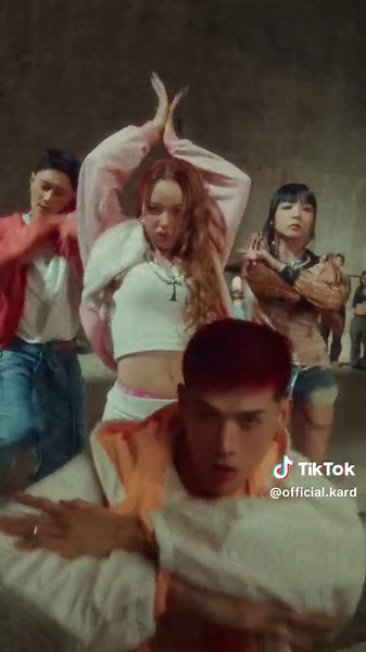 KARD 'Touch' Performance Video - Captivating Dance