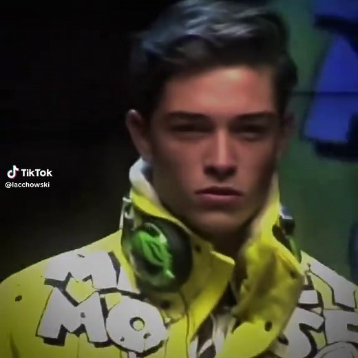 Francisco Lachowski: The Rising Star of Brazilian Modeling