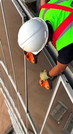 5 Things You Don't Know About Building the World's TALLEST Building