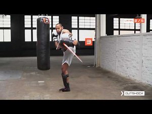 OUTSHOCK Enchainement croise Pieds Poings