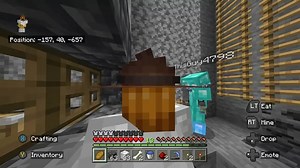 Can someone explain why my hoppers aren’t connecting to the chests