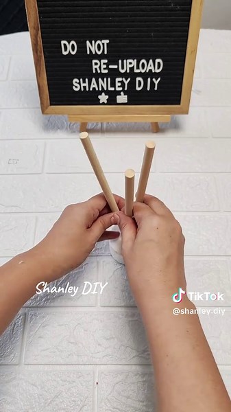 DIY Fuzzy Wire Flower Stand: Creative Pipecleaner Art Ideas