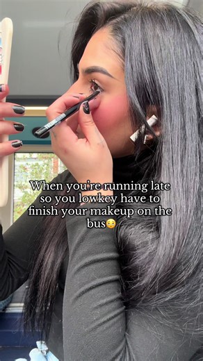 Only the real ones know how much skill you need to do your eyeliner on a freaking bus🫩🫩🫩 #makeupchallenge #makeuponthego #busmakeup #relatable? #foryoupagee