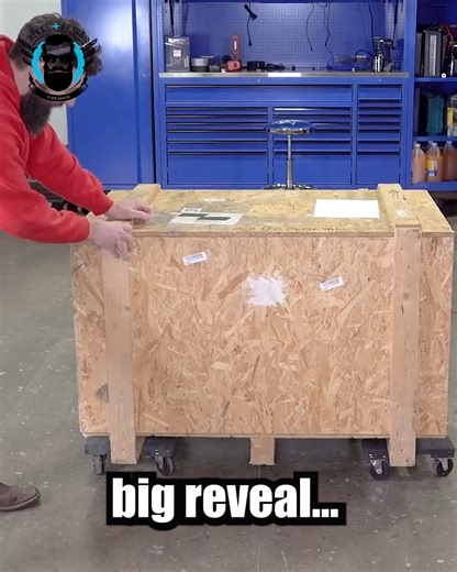 1.8M views · 42K reactions | He Built Me a Motorcycle from Scratch… And It’s Absolutely INSANE 勞 #custombuild #motorcycle #diy #insane #oneofakind | Bikes and Beards | Facebook