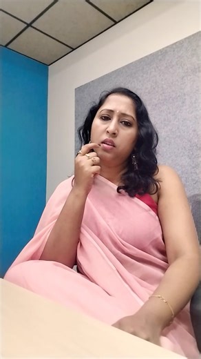 ఎందుకు ఇష్టం 😂 #comedy #funny #husbandwife #couple #trending #shorts #telugu