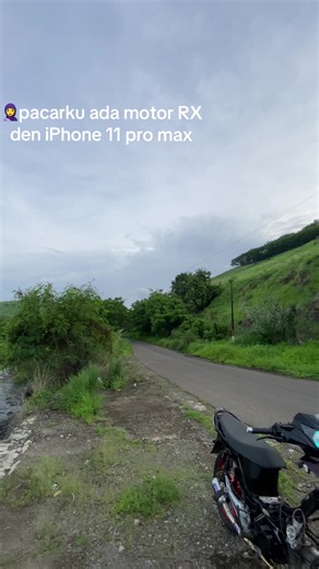 Pacarku Punya iPhone 11 Pro Max dan Motor RX