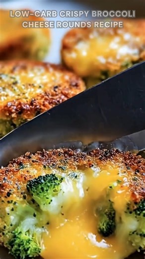 Broccoli chopped fine. Mix with cheddar, cream cheese, garlic and onion powder. Bake at 400°F for 20–25 minutes. These low-carb broccoli cheese rounds are crispy on the outside, cheesy in the middle, and irresistibly golden. Ingredients ➤ 2 cups fresh broccoli florets, finely chopped ➤ 1 cup shredded cheddar cheese ➤ 4 oz cream cheese, softened ➤ ½ cup almond flour (or coconut flour) FULLL Recipe in First Cօʍʍеոτ 👇👇 | Nessy Recipes