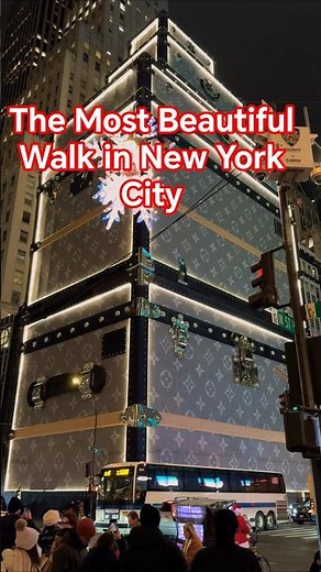 The Most Beautiful Walk in New York City | NYC Walking Tour 🗽 #newyorkcity #usa #christmas