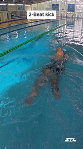✅✅✅✅2-beat kick:• Meaning: Each arm cycle has 2 kicks, meaning each arm pushes water with one kick.• Suitable for: Long distance swimming, saving energy, reducing heart rate, often used by marathon swimmers or when you need to maintain energy.• Rhythm: One kick helps balance the movement of the opposite arm.✅✅✅✅4-beat kick:• Meaning: Each arm cycle has 4 kicks, creating a balance between efficiency and speed.• Suitable for: Swimming at medium distances or freestyle swimmers who are not completel